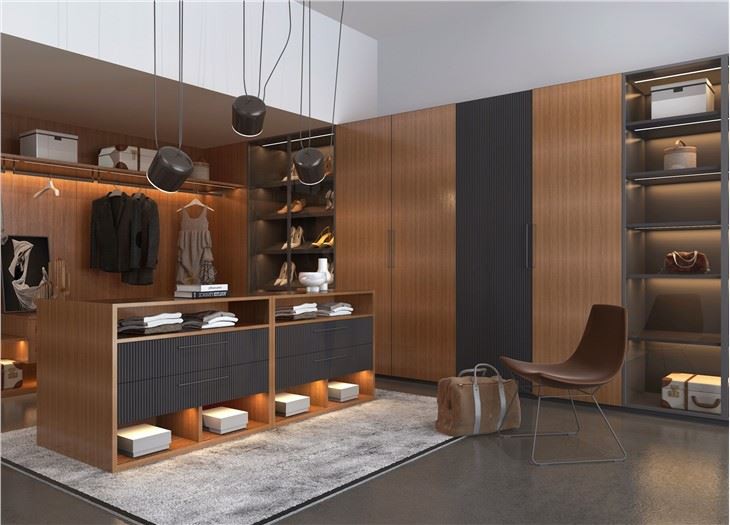 Elegant Luxury Walk In Closet